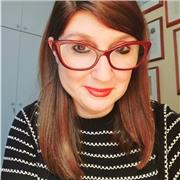 Professora de redação para vestibular, dissertação e tese